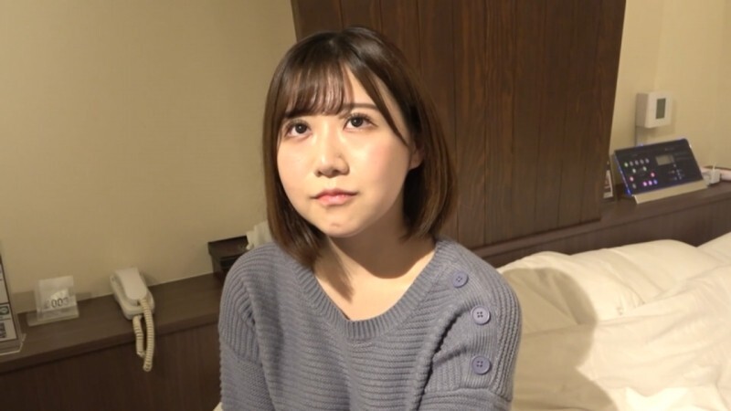 FC2-PPV-4693820 [私人拍摄，业馀] 这是一段隐藏摄影机拍摄的出轨场景视频，其中一名女子被拍到与男友发生性关系，以保持沉默，不告诉任何人。